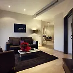 Hotel Chi 3*