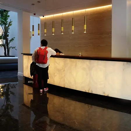 Chi 3*